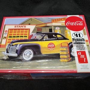 41 plymouth coup  Coca-Cola model kit